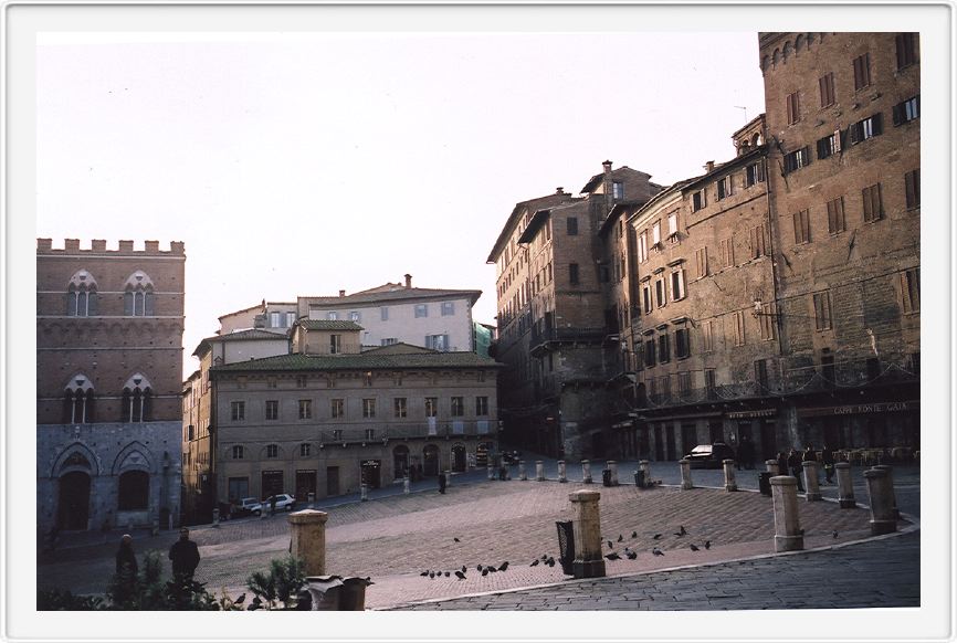 Sienna main square