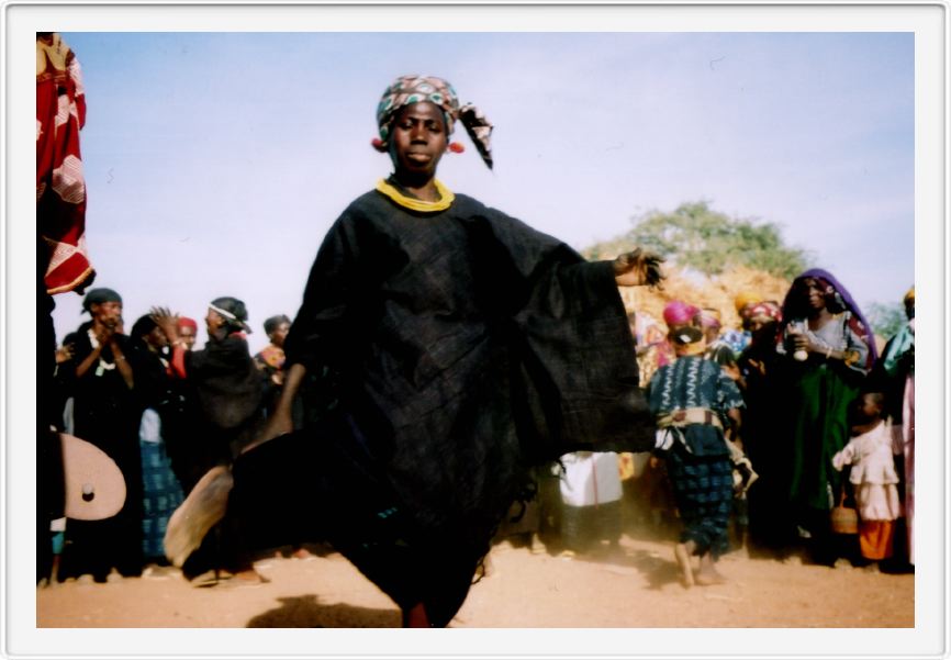 Women dancers