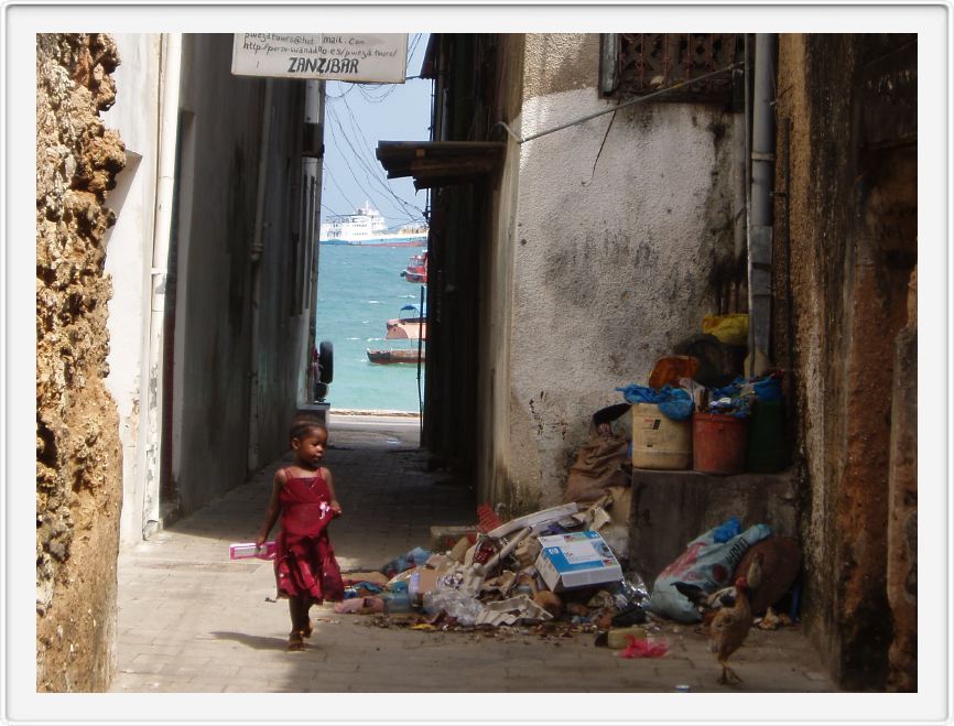 A back lane, Z'bar