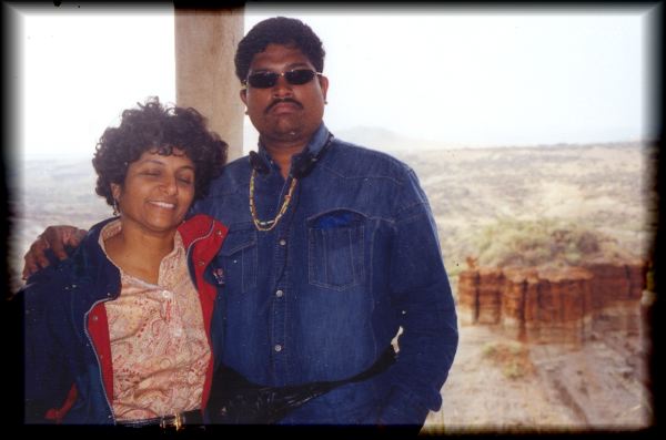 Amar and Veena, Oldupai Gorge